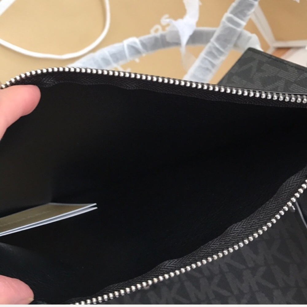 🌹🌸mk drawstring tote/shoulder bag large /black - Picture 5 of 8